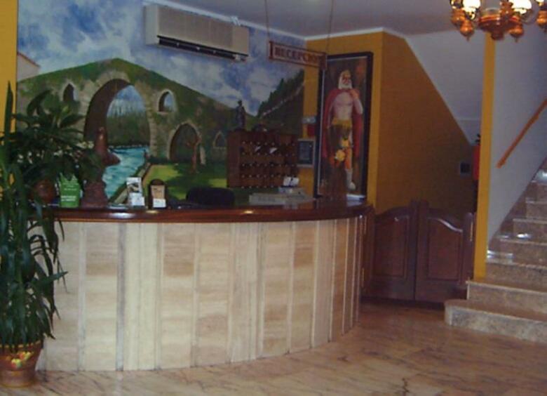 Hotel Aguila Real