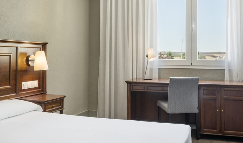 Hotel Ilunion Las Lomas M�rida