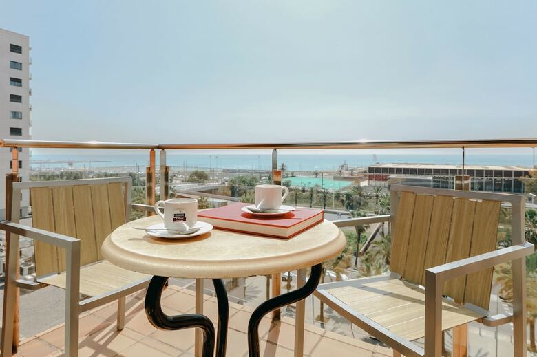 Hotel Catalonia Barcelona Beach