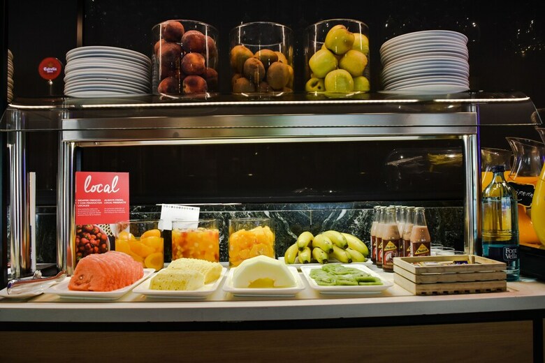 Aparthotel Atenea Vall�s
