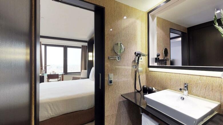 Hotel Meli� Barcelona Sarri�