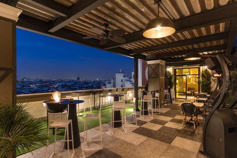 Hotel Emperador
