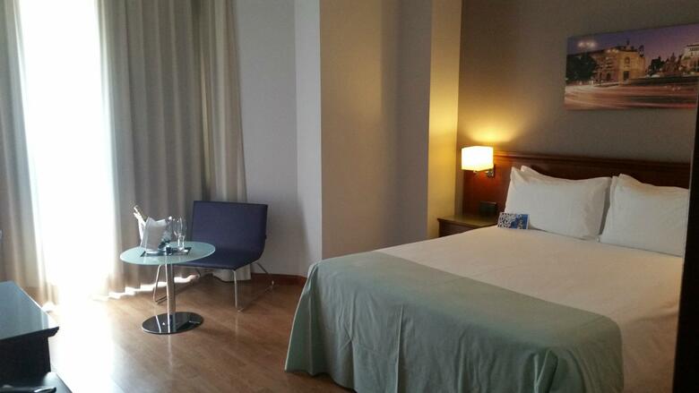 TRYP Madrid Cibeles Hotel