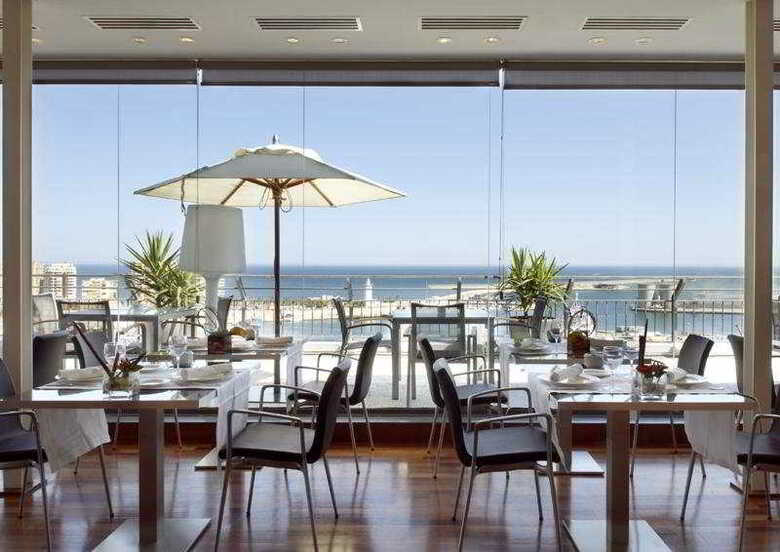 AC Hotel M�laga Palacio By Marriott