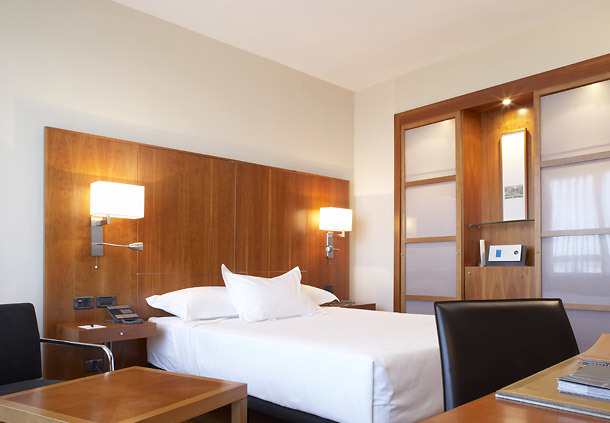 AC Hotel M�laga Palacio By Marriott