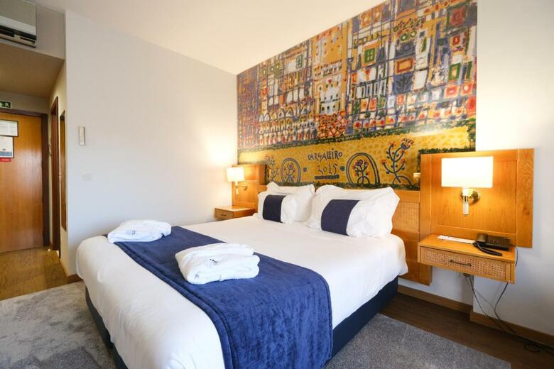 Hotel Rainha D. Amelia, Arts & Leisure