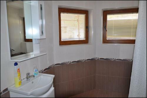 Hostal Guestrooms Sekvoia