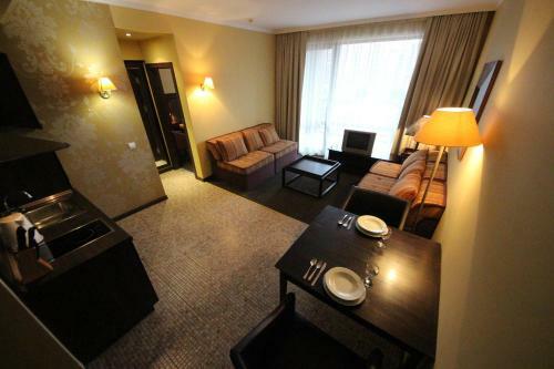Menada Apartments In Royal Beach