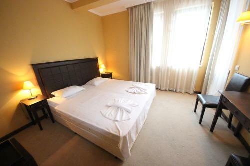 Menada Apartments In Royal Beach