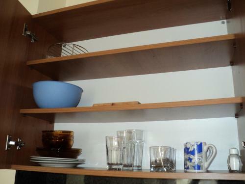Meni Apartments And Guest Rooms