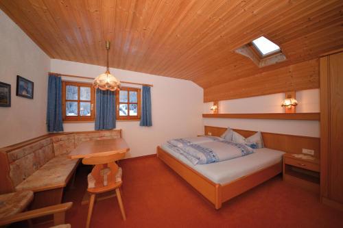 Hostal Apart Lukas