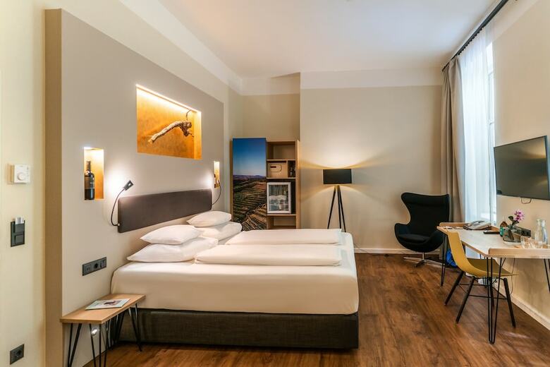 Hotel Rathaus - Wein & Design