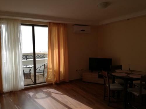 Golden Dunes Primorsko Apartments