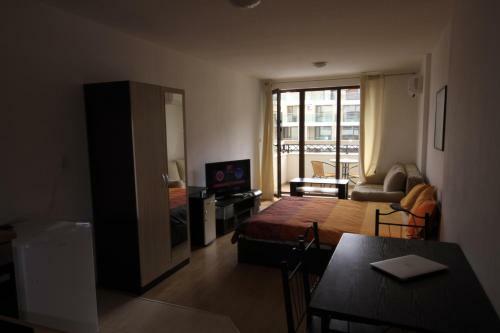 Golden Dunes Primorsko Apartments