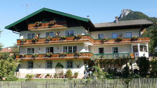 Hostal Fr�hst�ckspension Huber