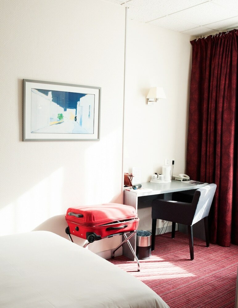 Hotel Carmin