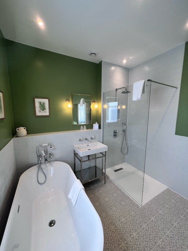 Best Western Plus The Connaught Hotel