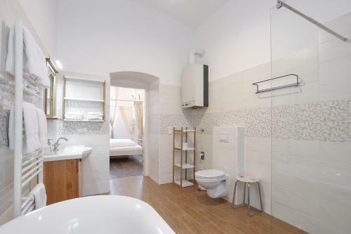 Vintage Apartments Sch�nbrunn