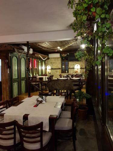 Hostal Family Hotel The Hunter's Lodge