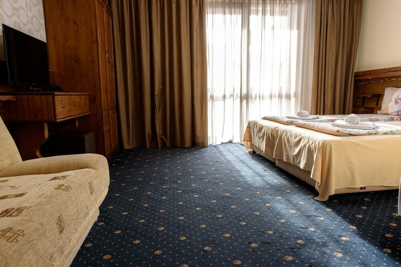 Kap House Family Hotel