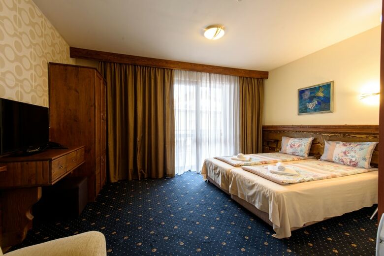 Kap House Family Hotel