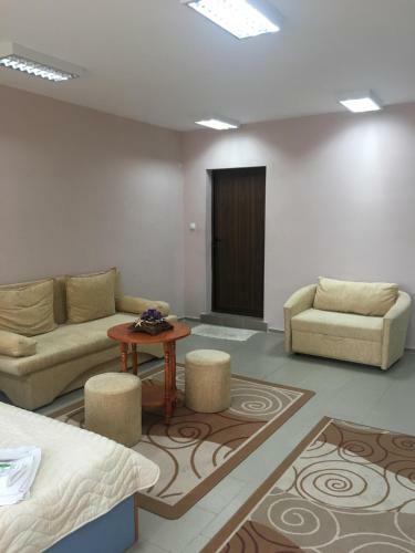 Hostal Guest Rooms Stoni