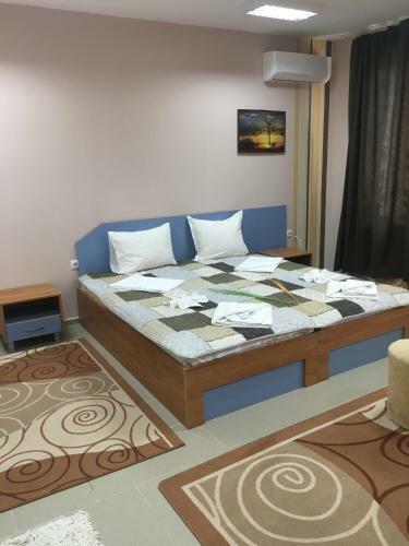 Hostal Guest Rooms Stoni