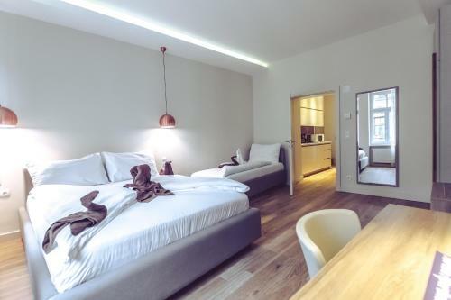 Aurellia Apartments