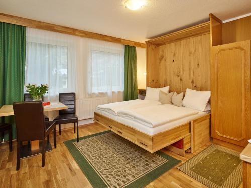 Hostal Landhaus Gstrein