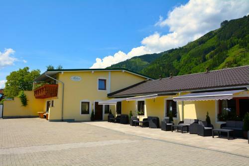 Hostal Pension Milan