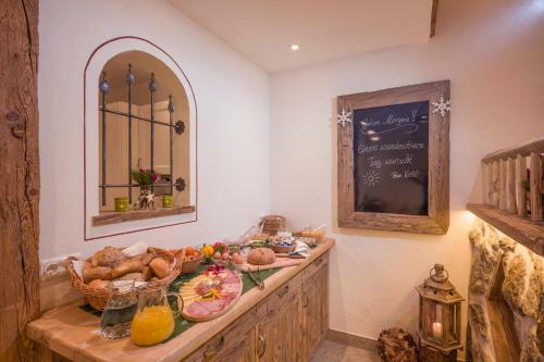 Bed & Breakfast G�stehaus H�lzl
