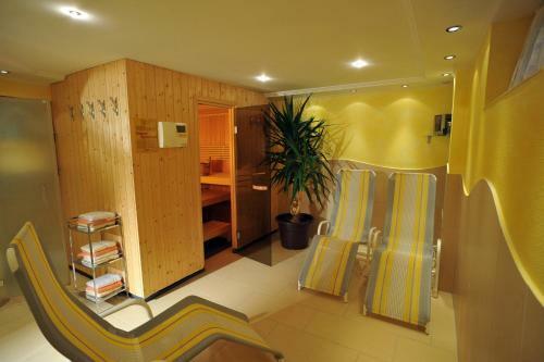 Bed & Breakfast G�stehaus H�lzl