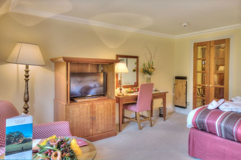 Newton Hotel