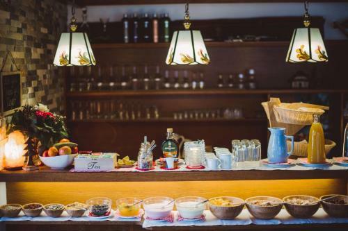 Hostal Alpenhaus Monte