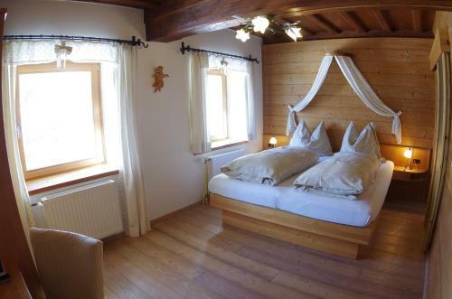 Agroturismo Rafting Camp Palfau