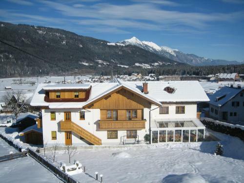 Aparthotel Hotel Pension Kristall