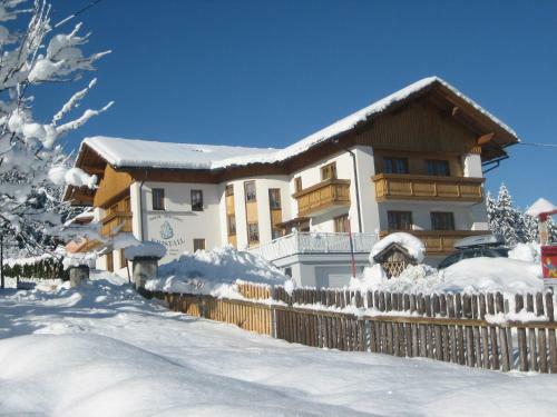 Aparthotel Hotel Pension Kristall
