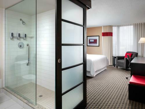 Hotel Four Points By Sheraton Mississauga Meadowvale