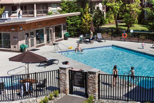 Hotel Sunrise Ridge Waterfront Resort