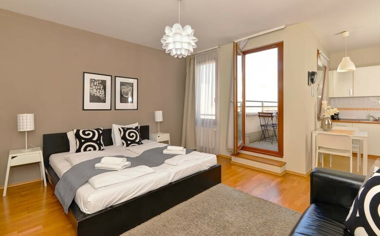 Central Passage Apartments