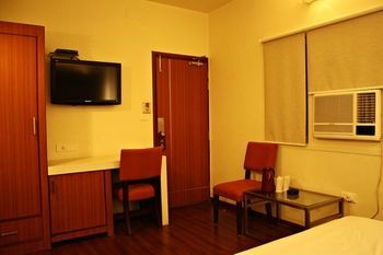 Hotel Pooja Palace