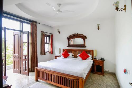 Hotel Shanti Home