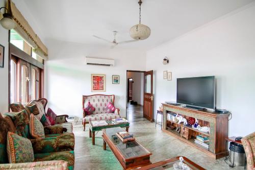 Hotel Shanti Home