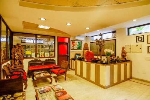 Hotel Shanti Home