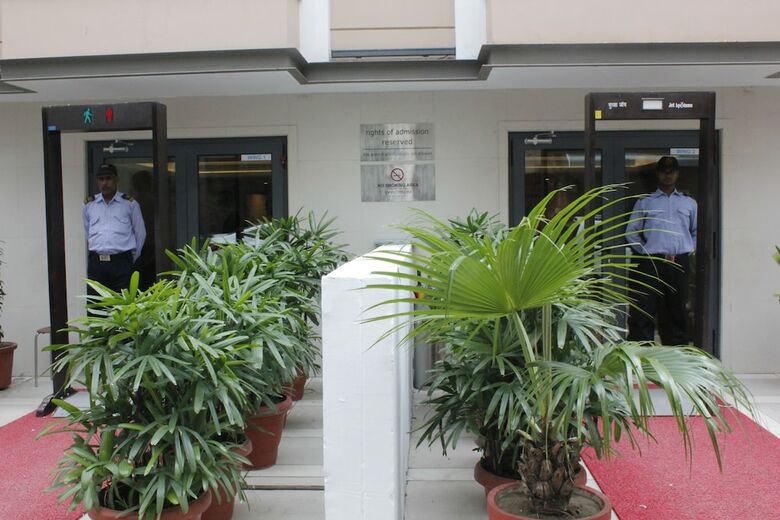 Hotel Swati Deluxe