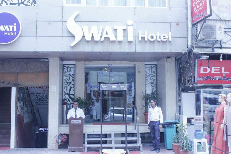 Hotel Swati Deluxe
