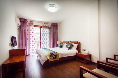 Zhangjiajia Hoilday Villa