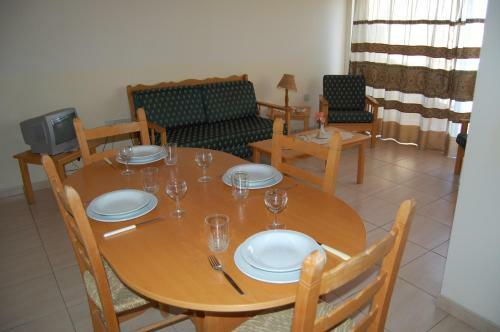 Nicos & Olympia Apartments