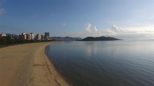 Starway Zhuhai Bihai Hotel