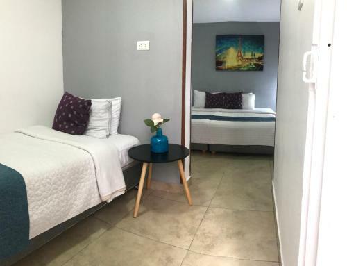 Hotel Maceo 55 - Colonial Inn